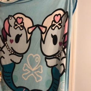 Tokidoki blanket